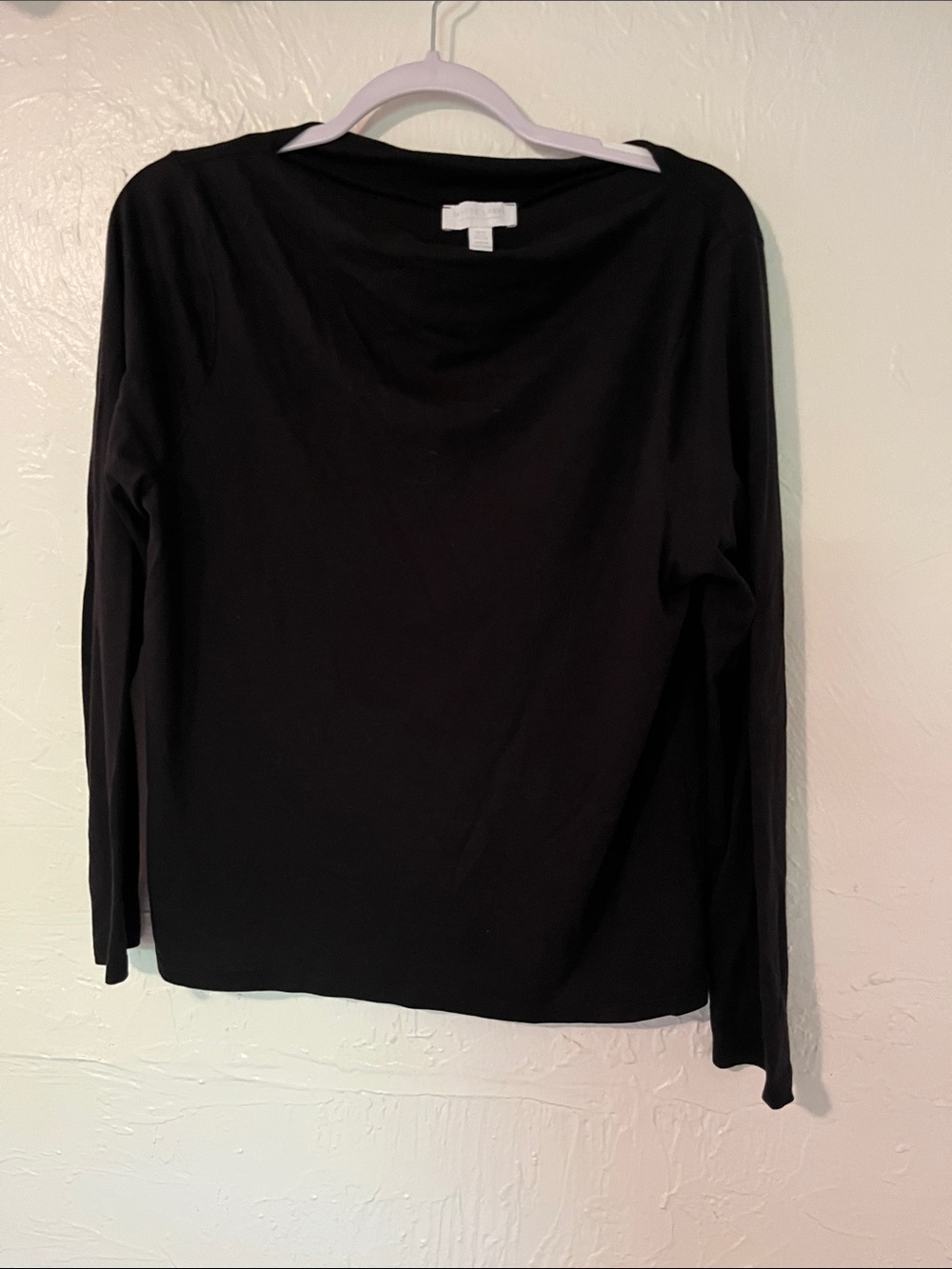 The White Company Black Long-Sleeve Women's Tee